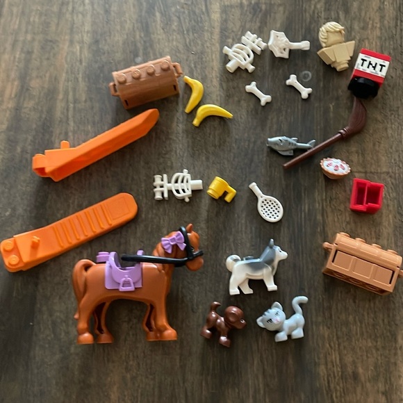 Lego pets horse husky cat Lego tools lot - Picture 1 of 4